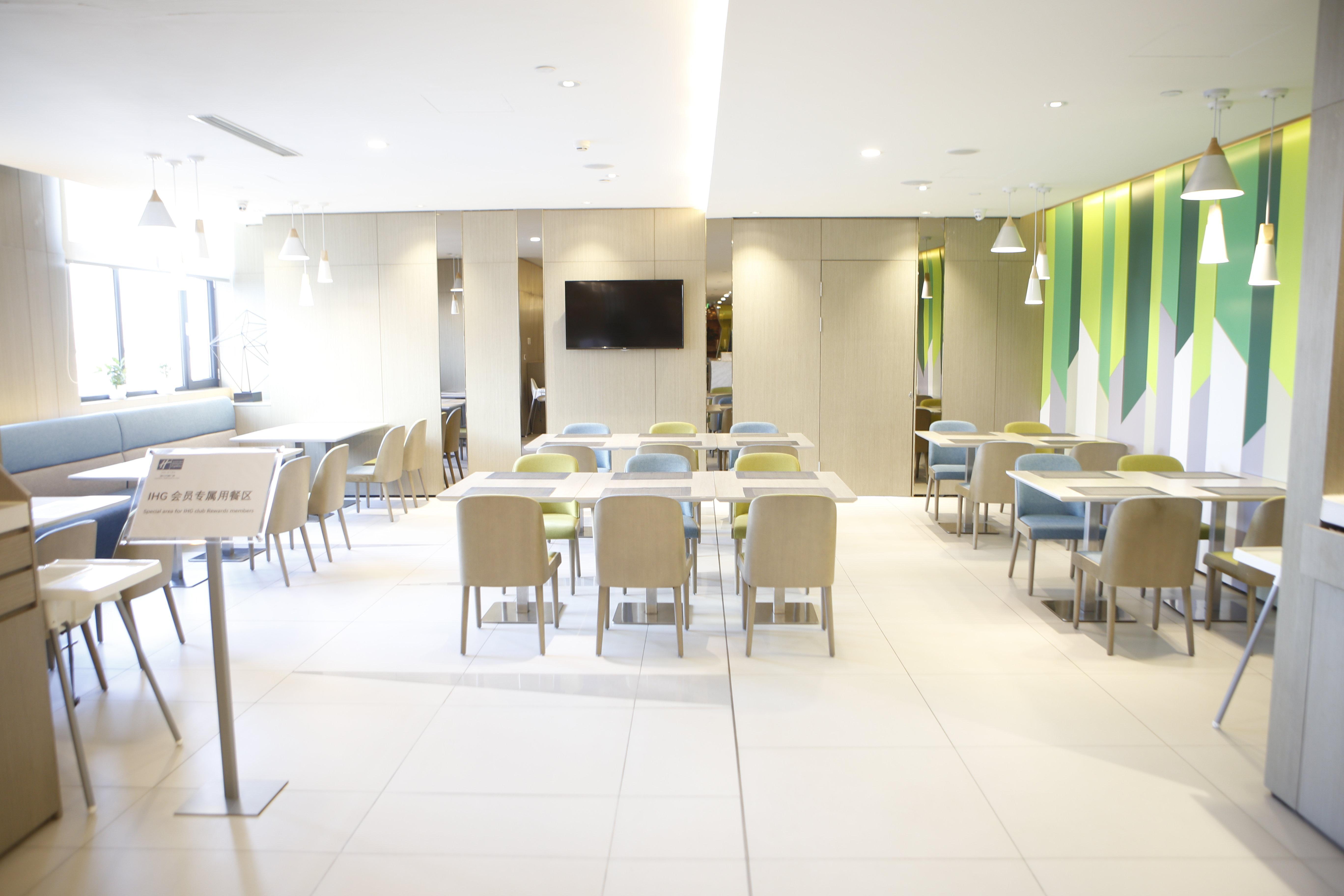 Holiday Inn Express Yingkou Onelong Plaza By Ihg Gaizhou المظهر الخارجي الصورة