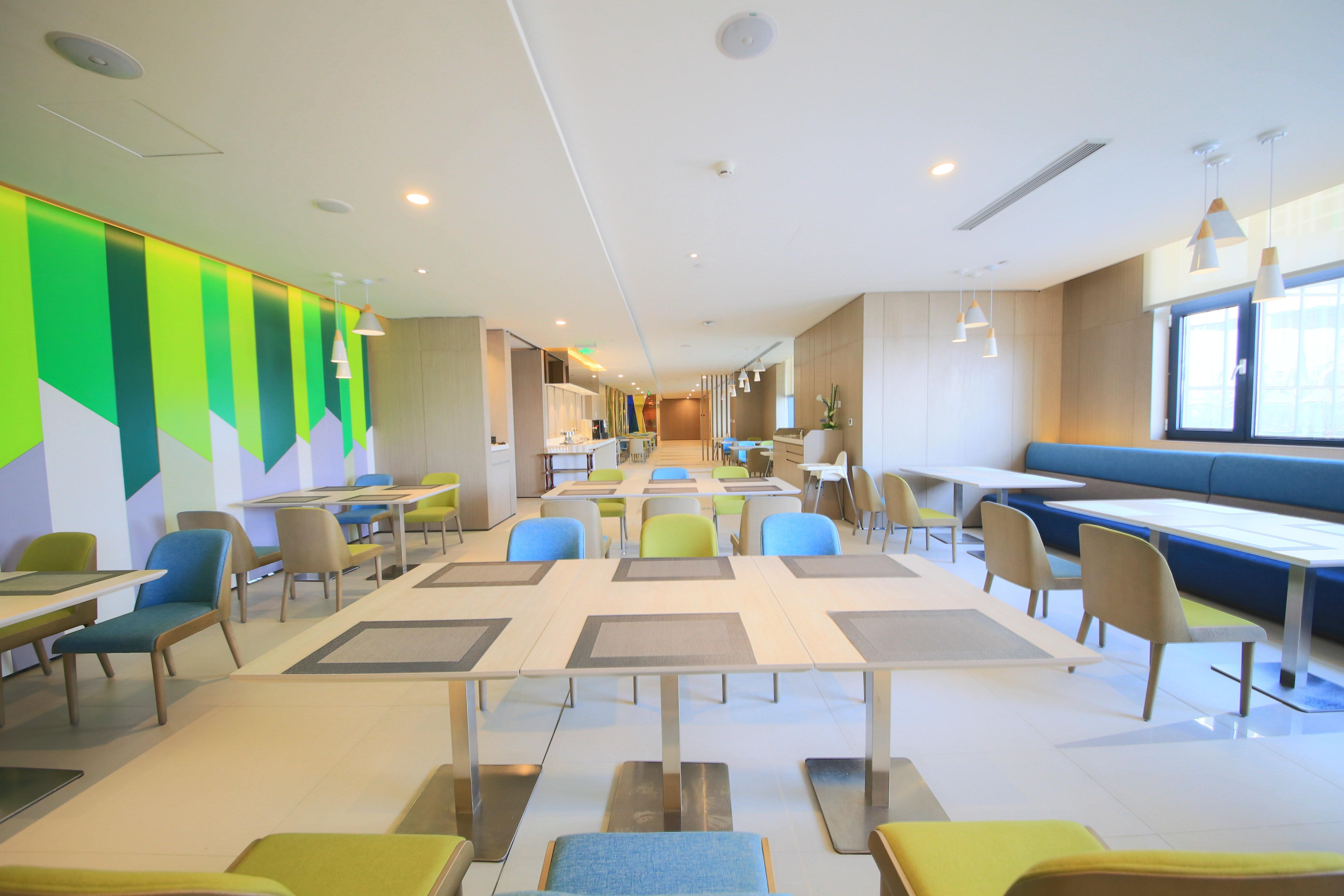 Holiday Inn Express Yingkou Onelong Plaza By Ihg Gaizhou المظهر الخارجي الصورة
