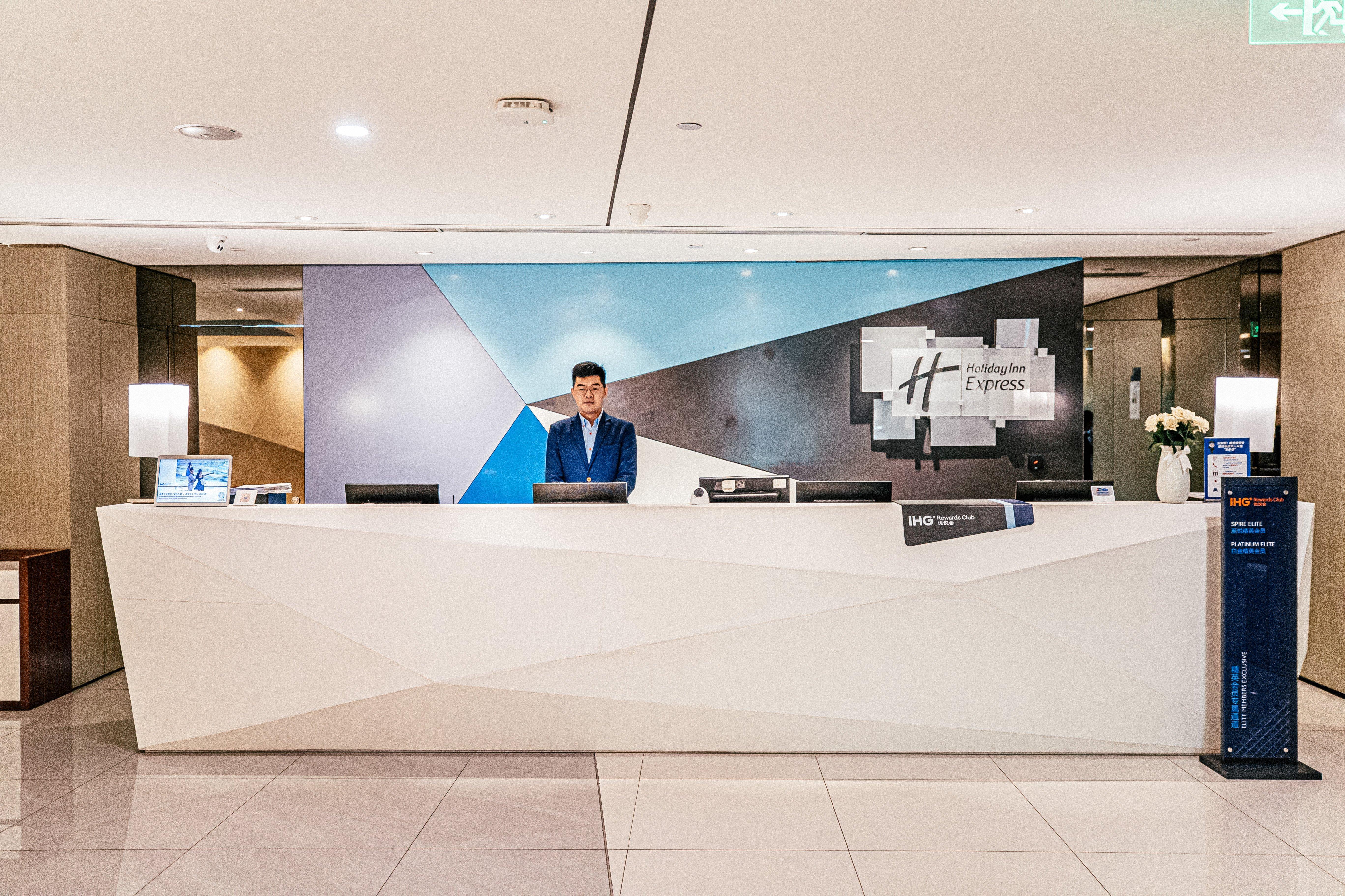Holiday Inn Express Yingkou Onelong Plaza By Ihg Gaizhou المظهر الخارجي الصورة
